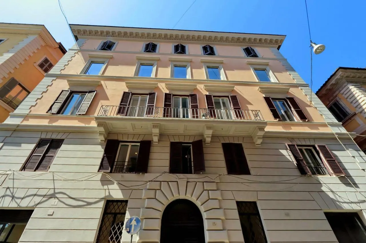 Casa de hóspedes Roma Five Suites